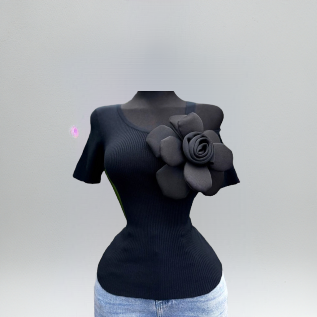 Top de flores negro